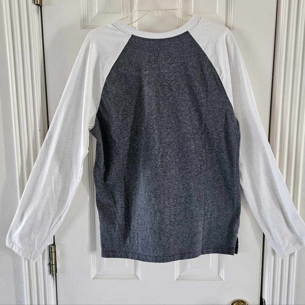 Disney Parks Gray and White Women's Long Sleeve Shirt, Sz M - Picture 11 of 12